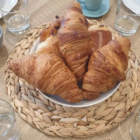 Family Facing Lakes - Paris & Disneyland Apartment Lognes