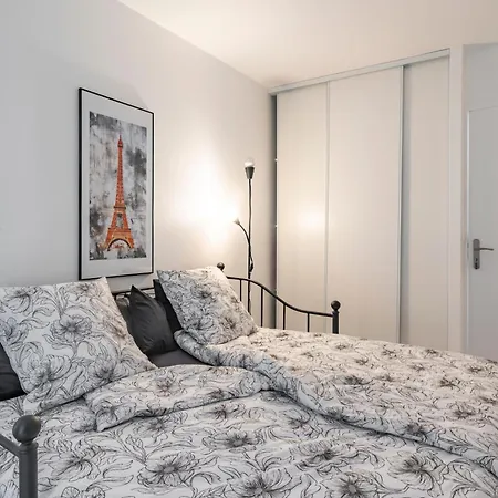 Family Facing Lakes - Paris & Disneyland Apartment Lognes