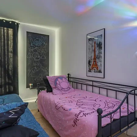 Family Facing Lakes - Paris & Disneyland Apartment Lognes